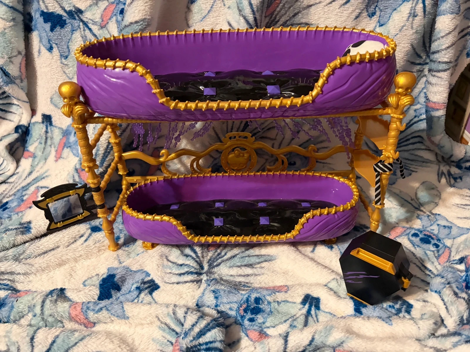 Lit superposé Monster High - Meuble cercueil violet et or